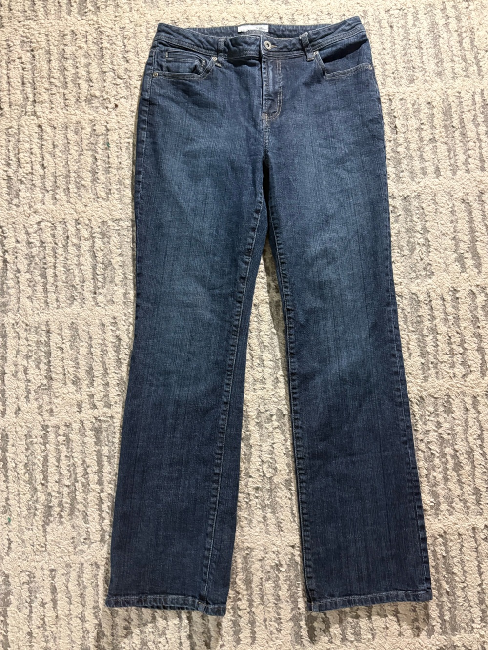 Chicos platinum mid wash blue bootcut straight jeans size 8